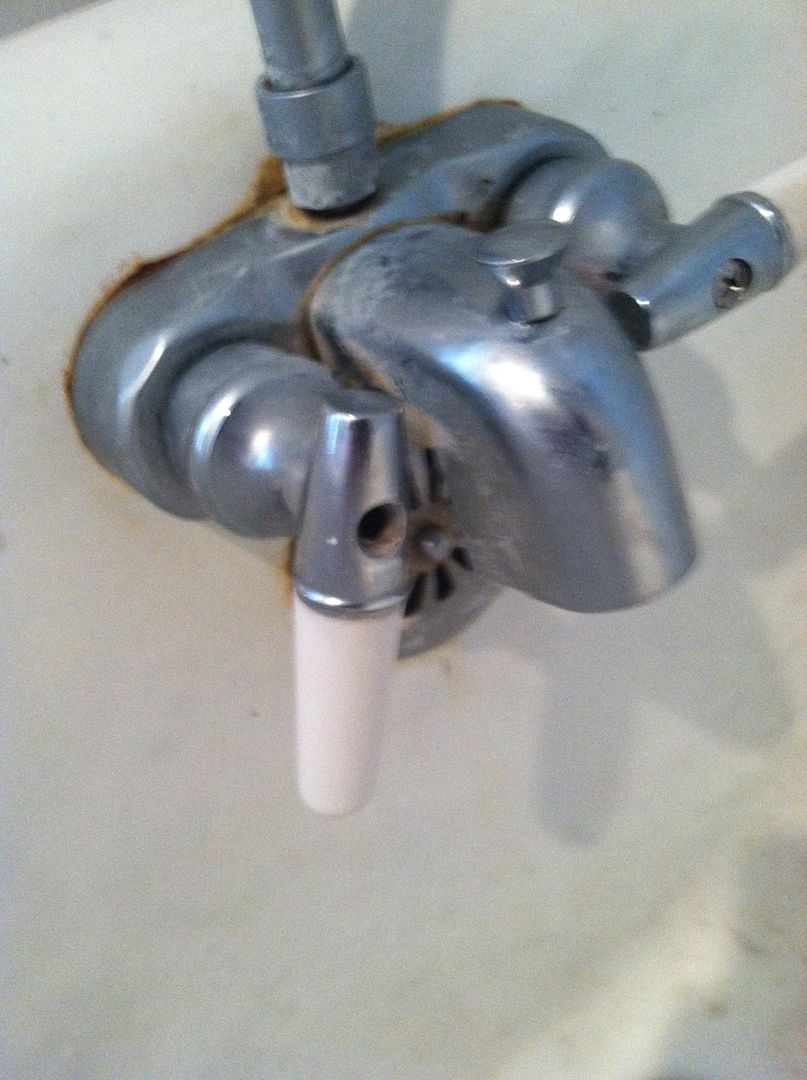 clit faucet on pictures water Bathtub